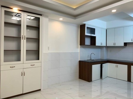 Chủ giảm mạnh cần bán nhà gấp, hẻm an ninh, gần Mai Xuân Thưởng, 2 tầng, 30m2, nhỉnh 2 tỷ