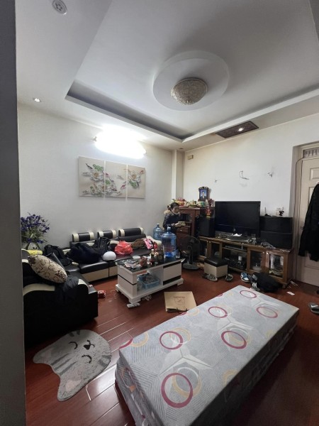Bán căn hộ chung cư Nam Trung Yên tầng trung SĐCC, siêu rẻ không có căn thứ 2 chỉ 1,95 tỷ