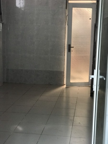Cho thuê nhà nguyên căn 49/3 đường TL57 P. Thạnh Lộc Q12 giá 2,5tr/th