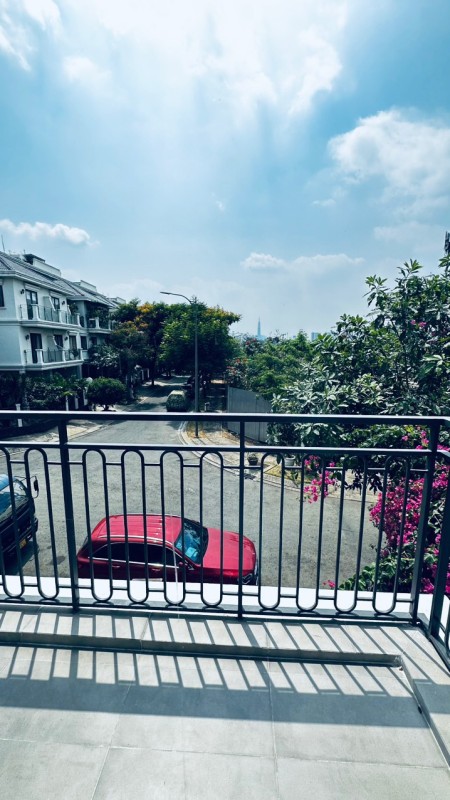 Đi đến slide 4