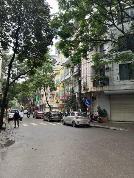 Bán đất Cầu Giấy, phân lô, ô tô, vỉa hè, 48m2, nhỉnh 7 tỷ