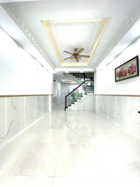 Bán nhà vip ngay trung tâm Bình Thạnh, hẻm xe hơi, 43m2, 3 tầng nhỉnh 6 tỷ đường Lê Trực.