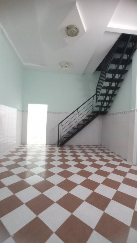 Chủ bán nhà mặt tiền Âu Cơ, Tân Phú - 40M2 - Sát mặt tiền - Chỉ 2.98 tỷ. LH: 0368977114