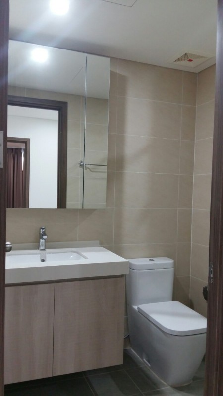 Bán căn hộ Central Plaza 65m2, 2PN, 2WC, Loza rộng, căn góc, SH chính chủ giá còn tl: 3.4 tỷ