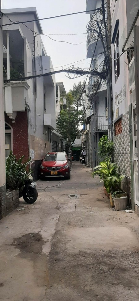 Bán nhà riêng 3 tầng, 53m2 HXH thông Hoàng Sa, Tân Bình giá 7.6 tỷ thương lượng.