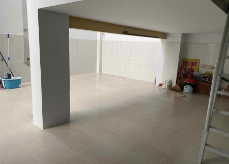Cho thuê phòng có gác 20m2 tại hẻm 1135 Huỳnh Tấn Phát Q7