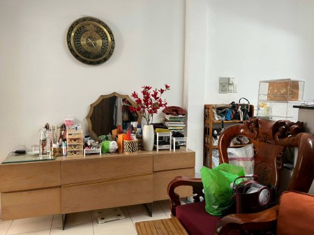 Cho thuê nhà nguyên căn Thảo Điền 4PN 4WC - 160m2 - Nội thất mới, sạch sẽ, sân rộng
