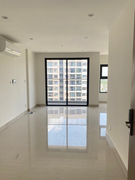Chủ cắt lỗ hơn 700tr bán căn hộ 2PN + view hồ bơi