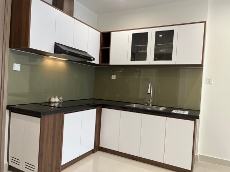 Bán căn hộ 1PN+ khu Origami view trực diện hồ bơi. Tặng kèm nội thất, bán cắt lỗ 500tr