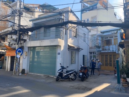 Bán nhà Trần Bình Trọng, 3 phòng ngủ + 3 wc, diện tích 38m2 giá chỉ hơn 6 tỷ, khu vip Bình Thạnh