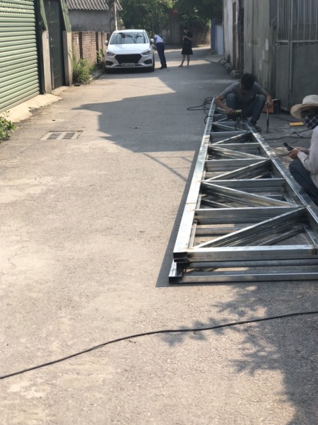 Gia đình cần bán 160m2 đất mt 10m tại xóm 2 Đông Dư, Gia Lâm