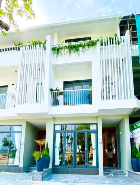 Đi đến slide 8