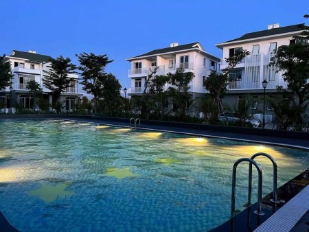 Bán nhà liền kề tại Ecogarden chỉ với giá 4.1x tỷ/căn và view công viên.
