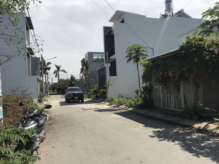Bán đất 51m2 đường 6 Nguyễn Xiển Q9 Kế bên Vinhome Giá 2ty290