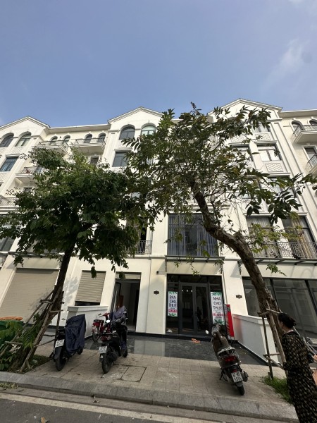 Đi đến slide 9