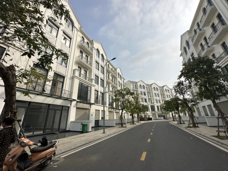 Đi đến slide 8