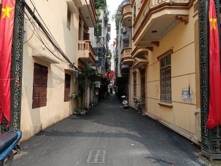 Bán nhà Thanh Bình, Ngõ Ô tô, 3 bước ra phố, chỉ 4.1 Tỷ