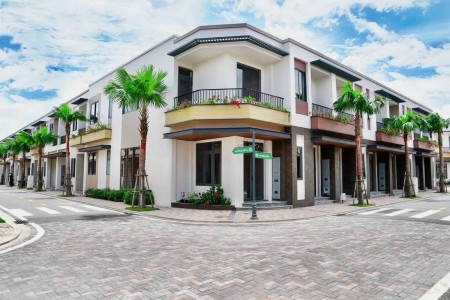 Bán nhà biệt thự xây sẵn chỉ với 425 triệu góp 48 tháng 0% LS