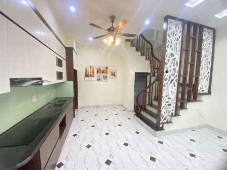 Bán nhà đẹp - Full nội thất đẹp - Khu dân trí cao - Gía hợp lý - Sổ hoa hậu