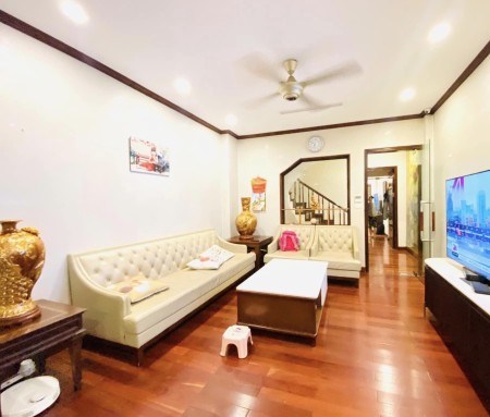 Bán nhà Lê Đức Thọ Mỹ Đình 2 Nam Từ Liêm 5 tỷ 1, ô tô, tặng toàn bộ nội thất cao cấp