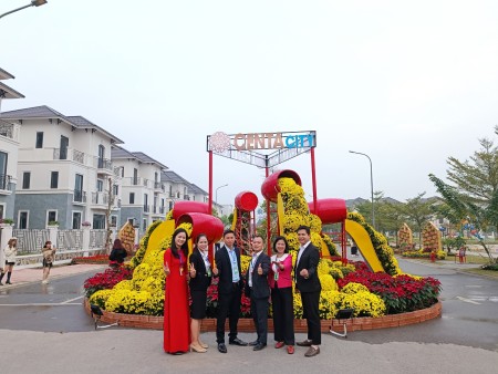 Đi đến slide 2