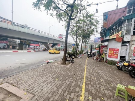 HÀNG HIẾM! Bán nhà mặt phố Lò Đúc, 150m2, lô góc, MT 8m, vỉa hè, kinh doanh đỉnh, giá 56 tỷ.