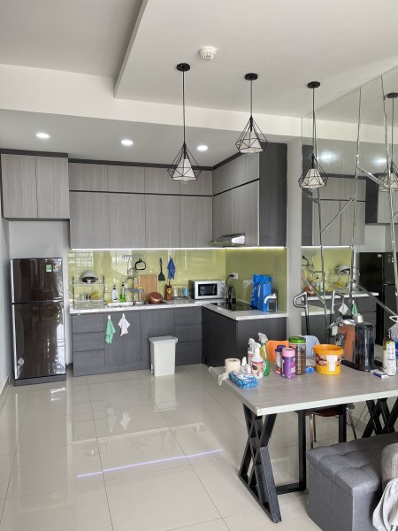 Tin thật, cần bán căn hộ 2pn The Sun Avenue, diện tích 76m2, view sông hướng Đông Nam, giá 3,950 tỷ