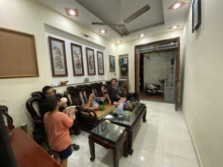 Bán nhà Yên Phúc, Hà Đông 39m, 4 tầng, mt 3.7m, giá 3.4 tỷ.