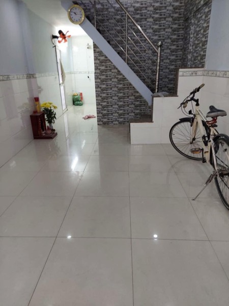 Bán nhà hẻm Lạc Long Quân, Phường 10, Tân Bình