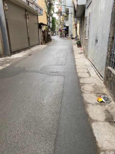 Chính chủ cần bán nhà riêng tại Lạc Long Quân, Hà Nội. 10 tỷ