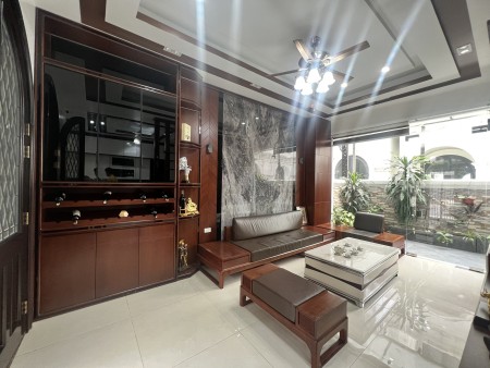Bán biệt thự hoàn thiện full nội thất giá 15,3 tỷ tại Sao Biển Vin Gia Lâm (0985941715)