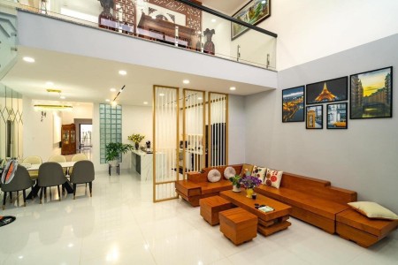 Hiếm có khó tìm, bán nhà siêu phẩm Long Biên - 122m2 - 6 tầng - 18,9 tỷ.