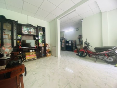 Bán nhà - Trần Văn Ơn, Tân Phú - HXH - Nở hậu tài lộc, 55m2 hơn 4 tỷ