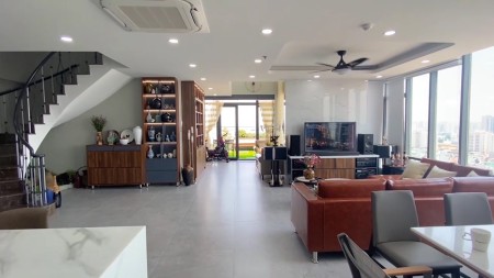 Bán căn hộ Duplex 180m2 tầng 21 BayhienTower