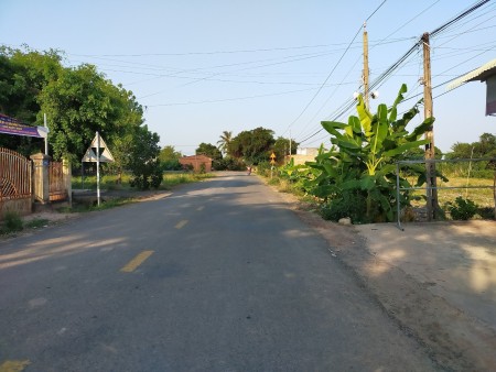 300tr bán nhanh lô đất thổ cư 240m2 ngay thị trấn Dương Minh Châu - Tây Ninh