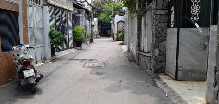 Hot dữ chưa bán nhà 41M2 giá 5 tỷ tại Sài Gòn