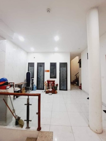 Bán nhà CCMN Nguyễn Khoái, Hai Bà Trưng 174/200m, 6 tầng, mặt tiền 5.2m, giá 38 tỷ.