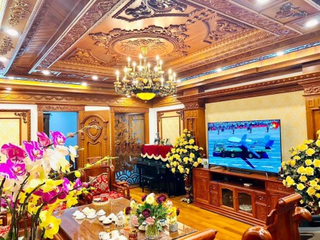 Bán nhà Nguyễn Khiêm Ích, góc hai mặt thoáng, trực diện hồ, 123tr/m2, 17,5 tỷ