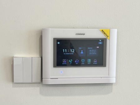 Cho thuê chung cư cao cấp S 83.5m2 Mipec Rubik360 tầng trung, hướng Nam, nội thất CĐT