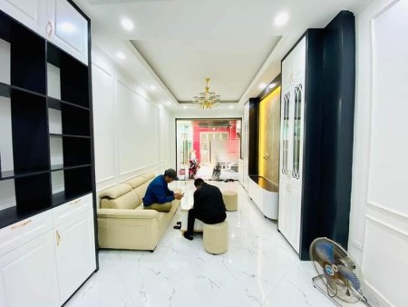 Bán nhà kinh doanh, văn phòng Kim Đồng, Hoàng Mai 64m, 5 tầng, mt 3.6m, giá 9.5 tỷ.