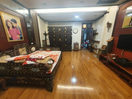 Đường Tân Mai, Kim Đồng, chủ nhờ bán nhà mặt phố, kinh doanh. Ô tô, Dt: 85m2 x 5t, Mt: 5m, 15.7 tỷ.