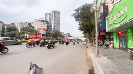 Bán lô đất khủng, giá đầu tư, mặt phố Trần Duy Hưng, 1250m2, 280 tỷ