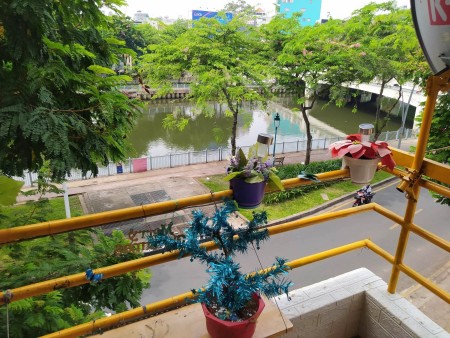 Đi đến slide 2