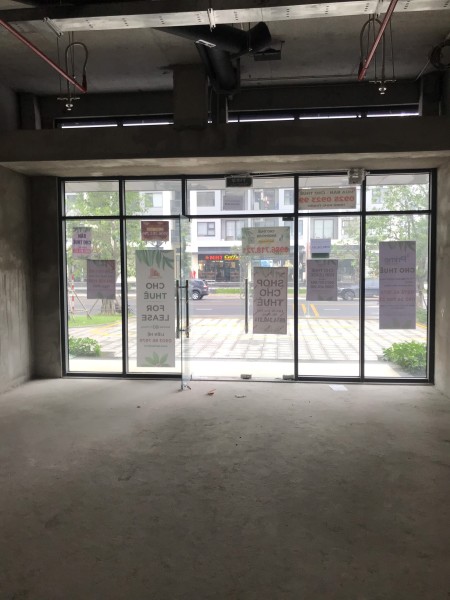 Chính chủ bán gấp Shophouse 86m2 Vinhomes Quận 9 chỉ 18 tỷ lỗ 3 tỷ