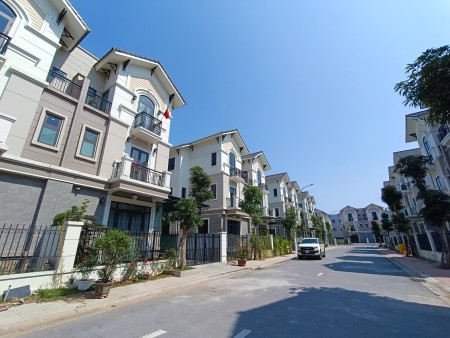 Bắt đáy thị trường bđs với siêu phẩm biệt thự vườn ven vành đai 3 Hà Nội