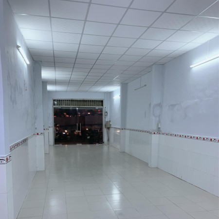 Cho thuê nhà MT kinh doanh Nguyễn Thái Học, P. Cầu Ông Lãnh, Q. 1 - DT 80m2 - Giá 32tr/ tháng