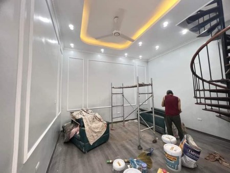 Bán nhà đẹp Thịnh Quang, Đống Đa 36m2, 2 tầng, mặt tiền 4m, giá 2.85 tỷ