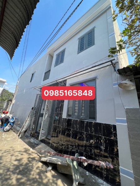 Bán gấp nhà dưới 1 tỷ, 1 trệt 1 lầu, ngay đường Chiêu Liêu, Dĩ An, Bình Dương