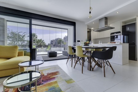 Bán nhà phố Nguyễn Sơn, nhà mới, 63m2, 8 tầng, kinh doanh, 19 tỷ
