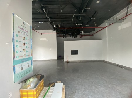 Shophouse Vinhomes Quận 9 hoàn thiện 80m2 cho thuê chỉ 35 triệu